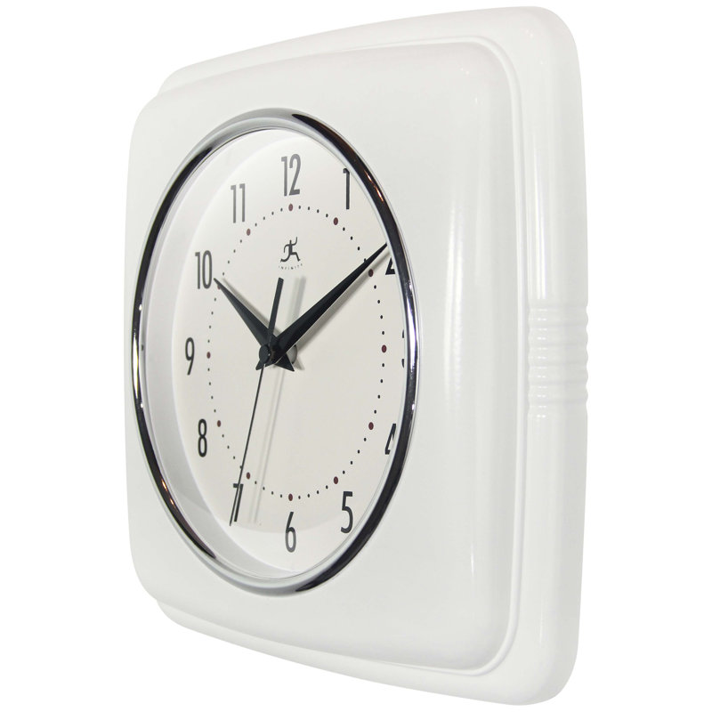 Horloge murale en plastique 9,25 pouces Orrwell, Blanc