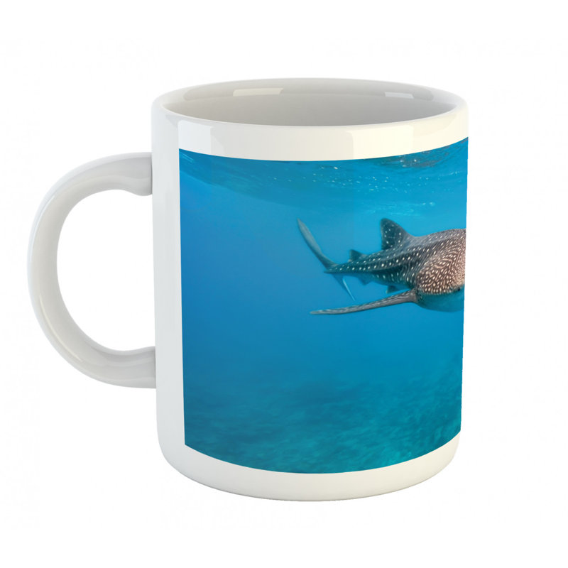 Grande tasse à café shark