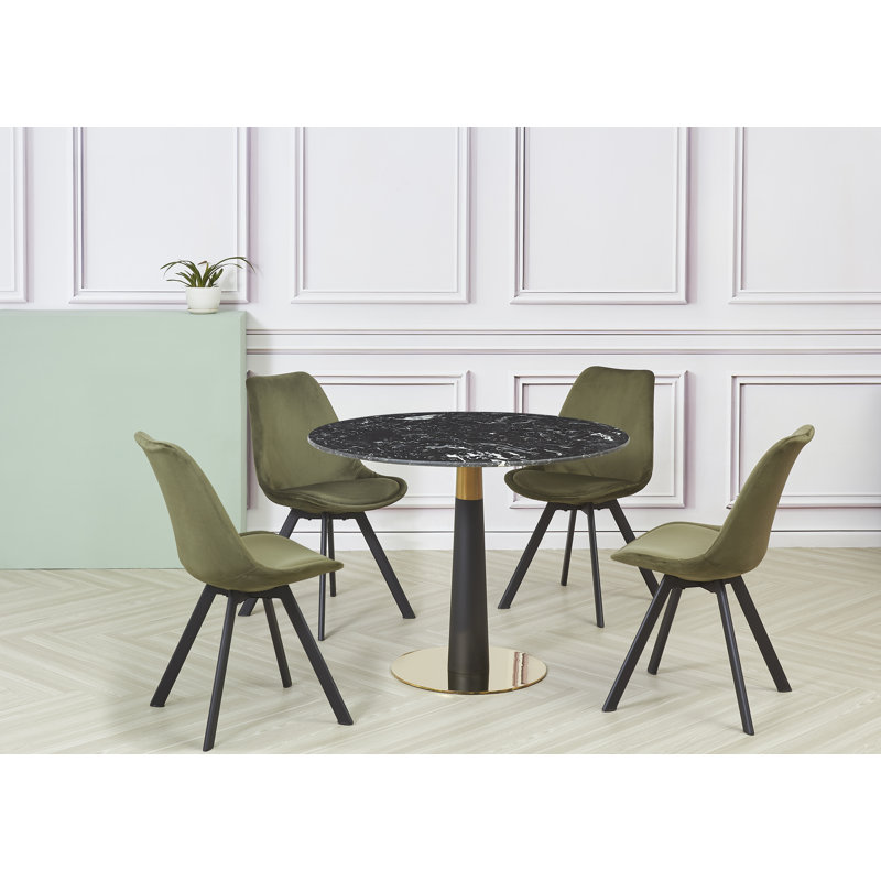 Pennsburg 4 - Person Dining Set