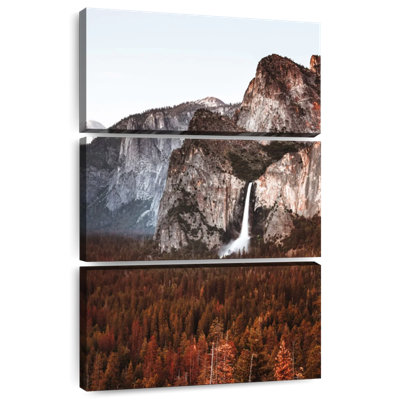 Alvord Yosemite In Autumn