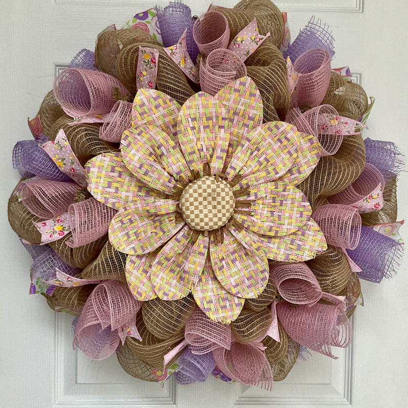 Couronne de printemps en toile de jute avec marguerite tissée