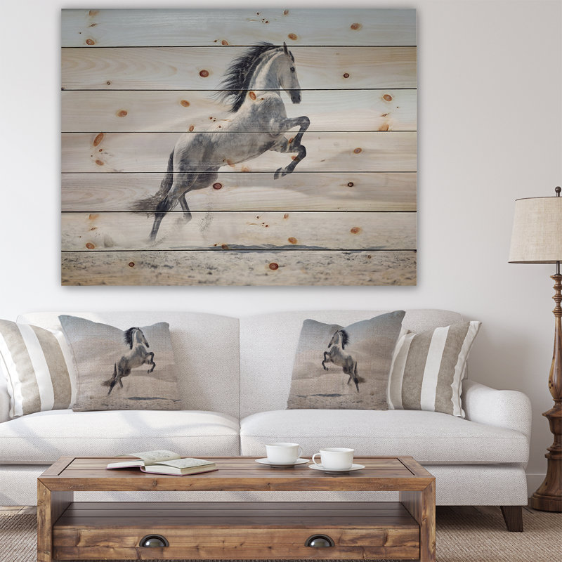 Photographie d'un cheval blanc au galop, H 15 po x l 20 po x P 1 po, Bois