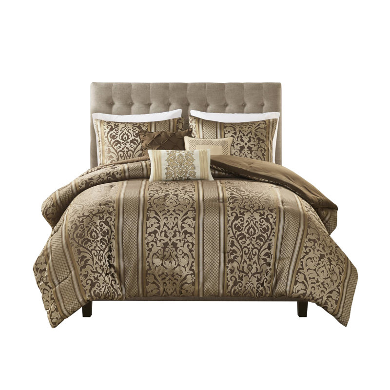 King/ King 6 Piece Comforter And Throw Pillows - Leaf Like Pattern, , Washable, Machine Washable Proof With For Design, ,
