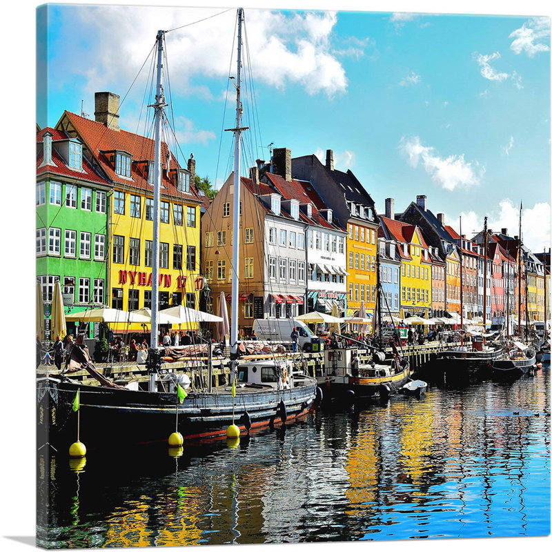 «Copenhagen Copenhagen Nyhavn District», reproduction de photo sur toile tendue, H 36 po x l 36 po x 1,5 po