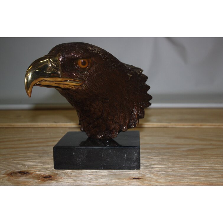 Red Barrel Studio® Statue de tête eagle Romola - Wayfair Canada