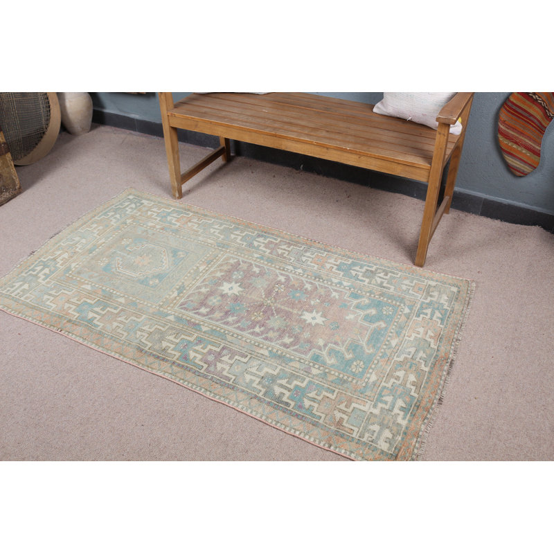 Explorez ce tapis de prière turc antique parfait pour les cadeaux et la décoration intérieure en laine verte éclatante