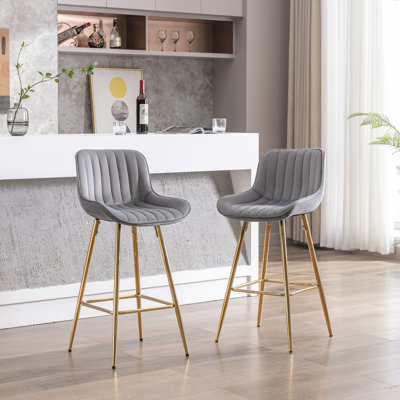 De 2 tabourets de bar, velours gris de 26 po, repose-pieds, comptoir à pieds dorés, tabouret en tissu de velours à proportion simple avec repose-pieds et pieds, Finesse