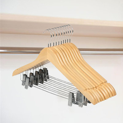 Ensemble de 24 pièces de cintres de costume en bois haut de gamme avec pinces, cintres de jupe avec pinces, cintres de pantalons en bois massif, cintres en bois haut de gamme naturellement lisses avec pinces en métal durables, convenant aux chemises, ro