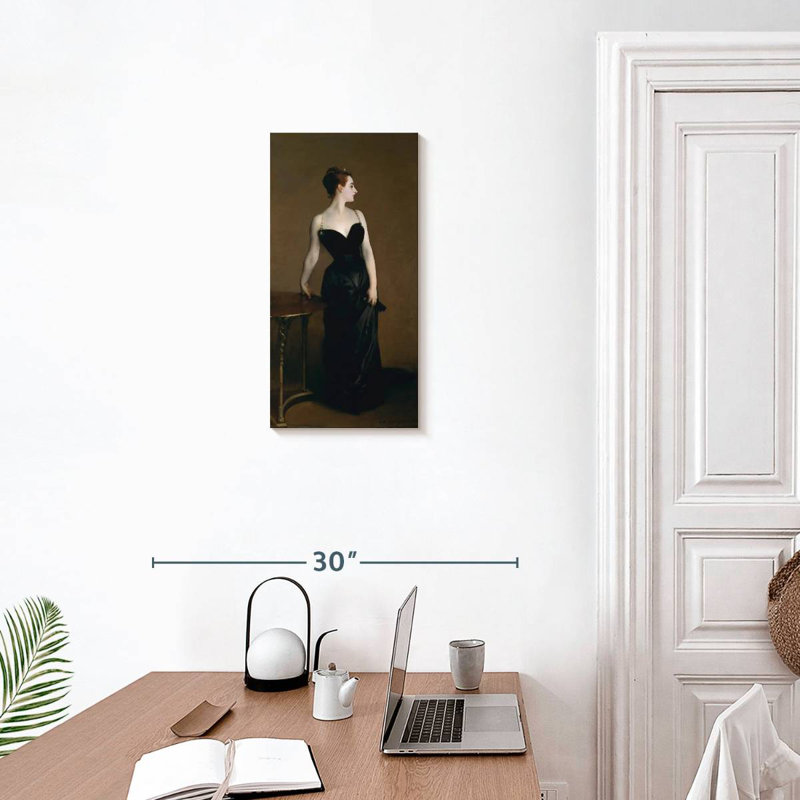 Madame X, H 24 po x l 12 po