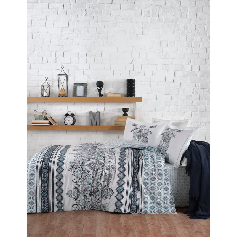100% Cotton Ranforce Single Quilt Cover Set, White & Blue | Duvet Cover 63 x 87, Flat Sheet 63 x 94, Pillowcase 20 x 28 | Machine Washable, 145 Thread Count, Button & Envelope Closure, Soft & Durable