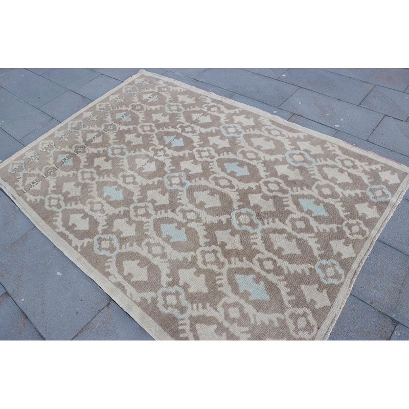 Tapis rétro en laine brun turc rétro parfait pour rehausser le décor du salon