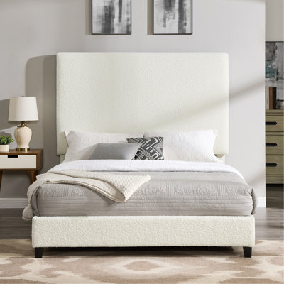 Grand lit plateforme tapissier blanc Boucle