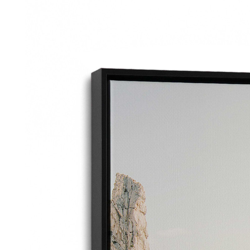 Impression sur toile tendue Ocean Arches, H 24,75 po x l 36,75 po x P 1,75 po, Cadre flottant noir satiné, 1