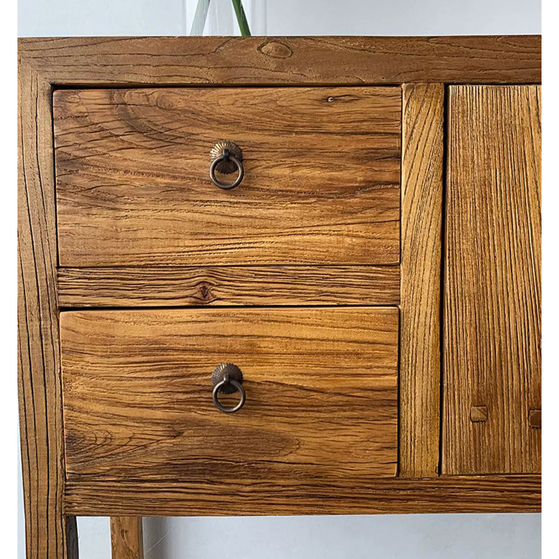 Console d'entrée minimaliste en bois naturel avec grain visible