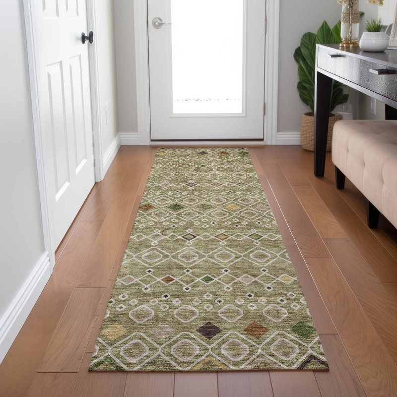 Tapis rectangulaire Aleighna avec envers antidérapant, Runner 2'3" x 7'6"