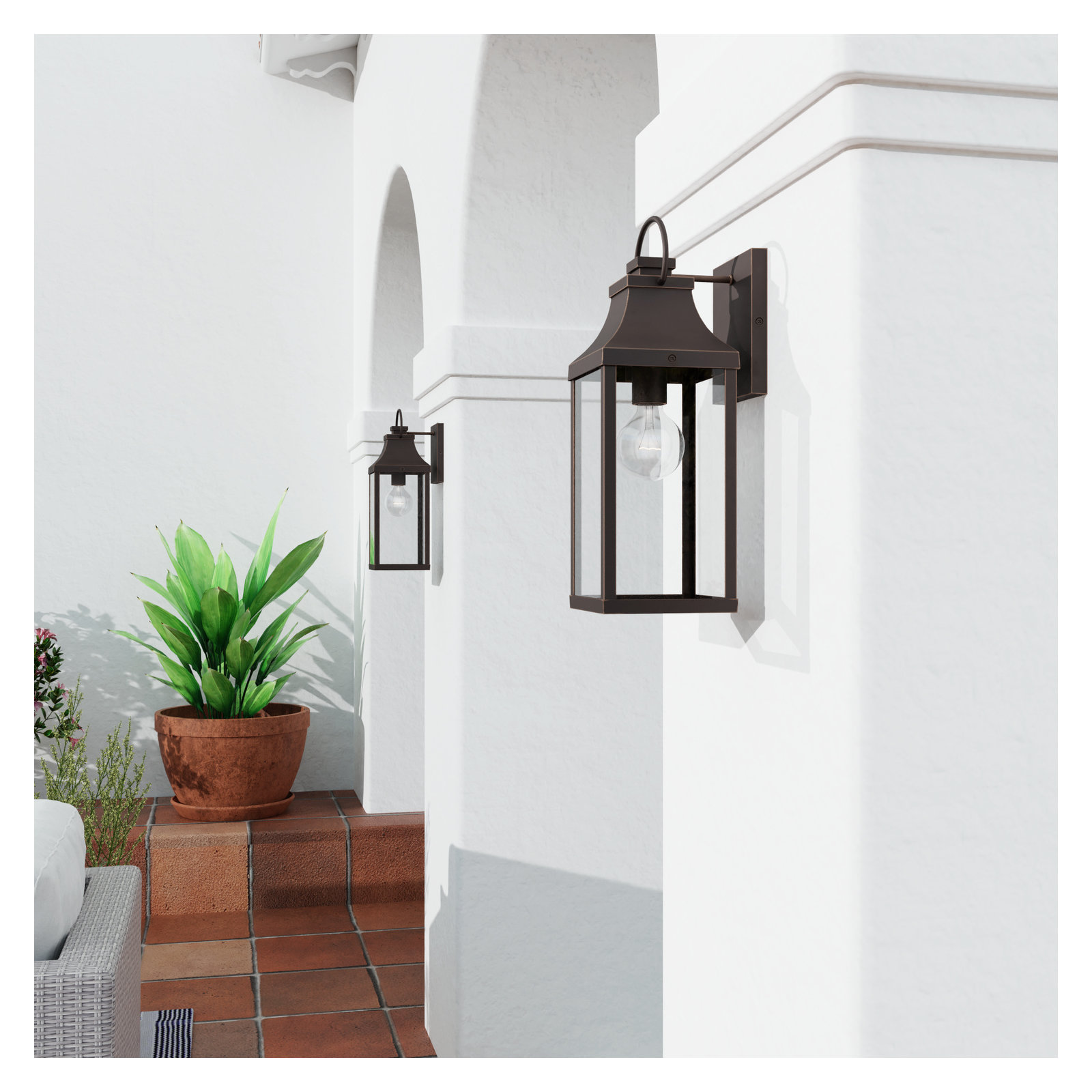 Single Light Outdoor Wall Light, Oiled Bronze