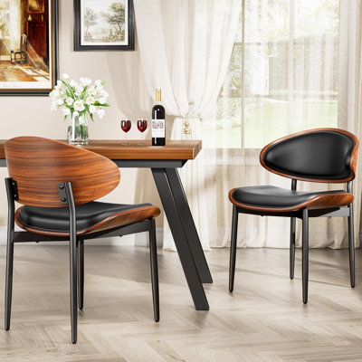 Ensemble de 2 chaises de salle à manger de style Mid-Century moderne, sièges rembourrés en similicuir noir avec dossier en bois de noyer, chaises de cuisine ergonomiques pour la salle à manger à la maison, coin repas ou bureau