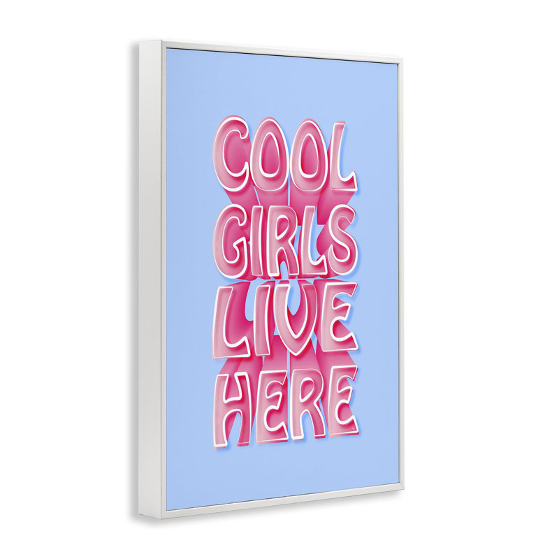 Cool Girls Live Here, art de la giclée encadrée par Martina Pavlova, Estampe numérique encadrée blanc bord de mer