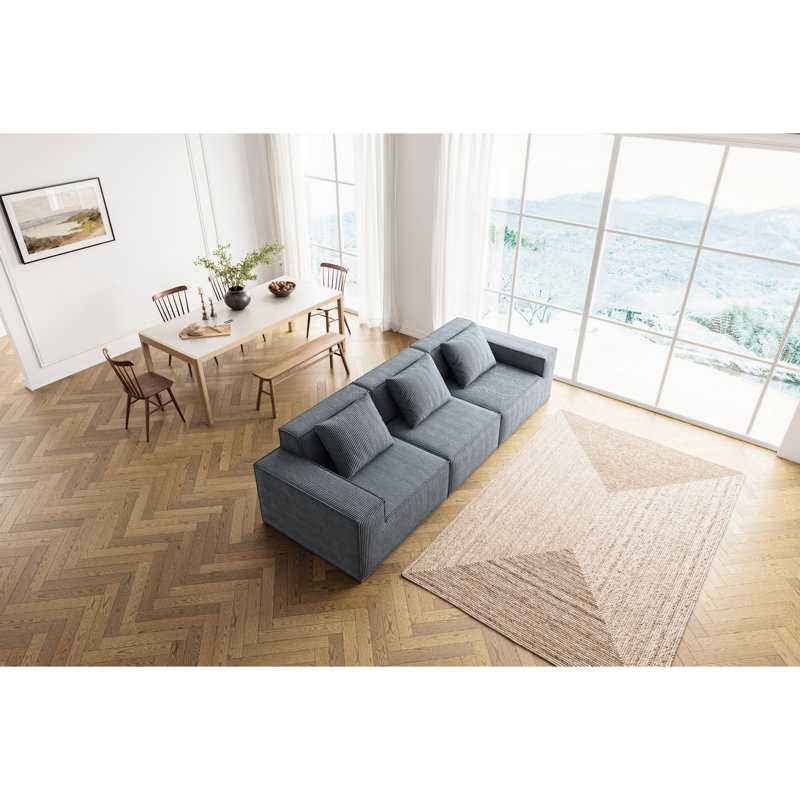 Lit compressé à 3 places en gris pour chambre à coucher relaxante, avec profondeur profonde et housse en tissu respirant.