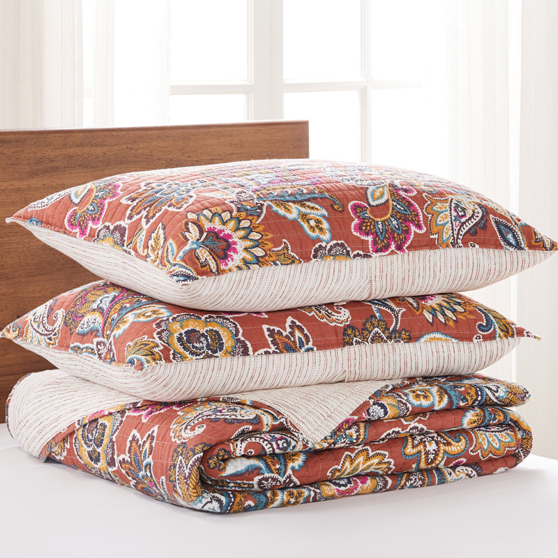 Elizabeta Twin Quilt Set