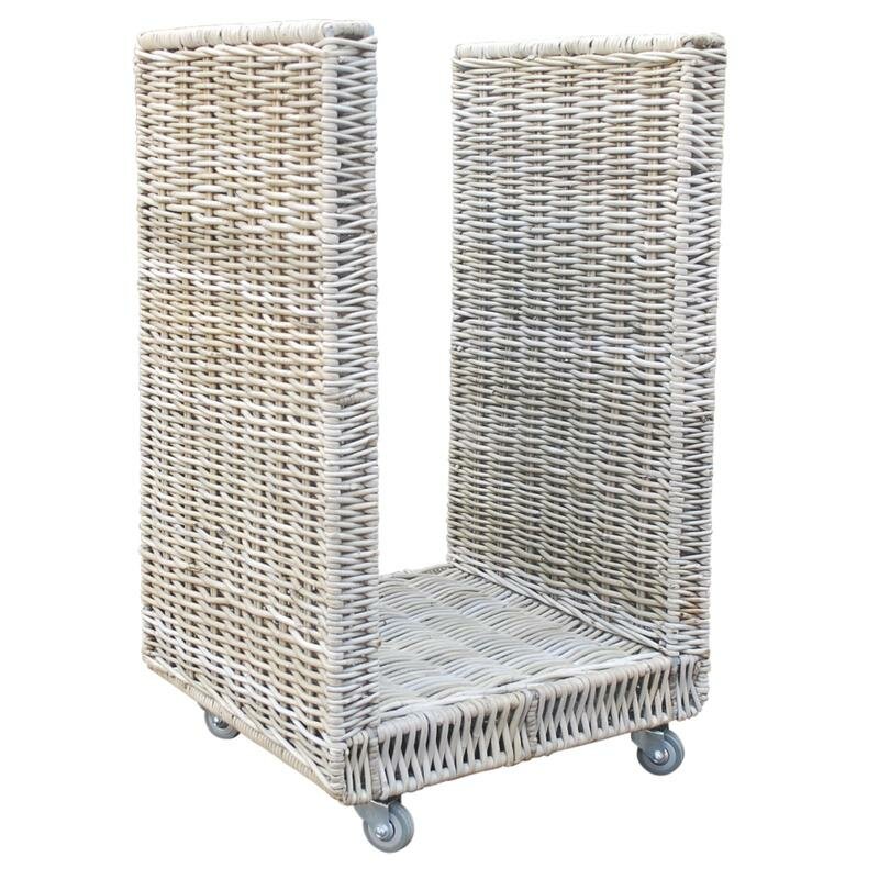 Holzkorb Degraff aus Rattan