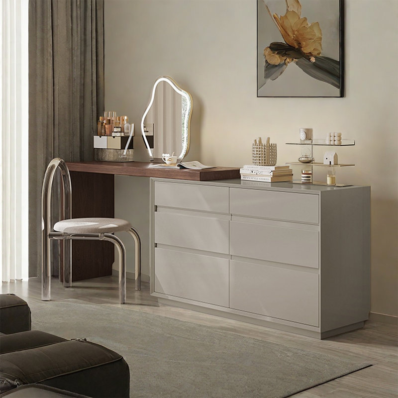 Dzimitry Vanity