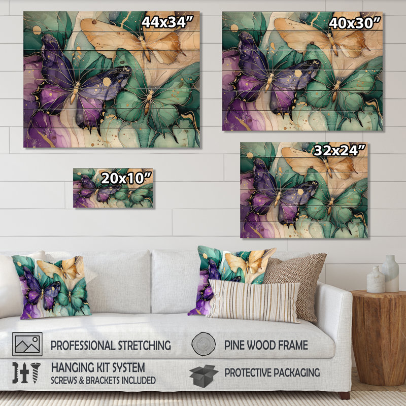 Émeraude et papillon mauve Composition II - Art mural moderne sur bois de pin naturel, H 30 po x l 40 po