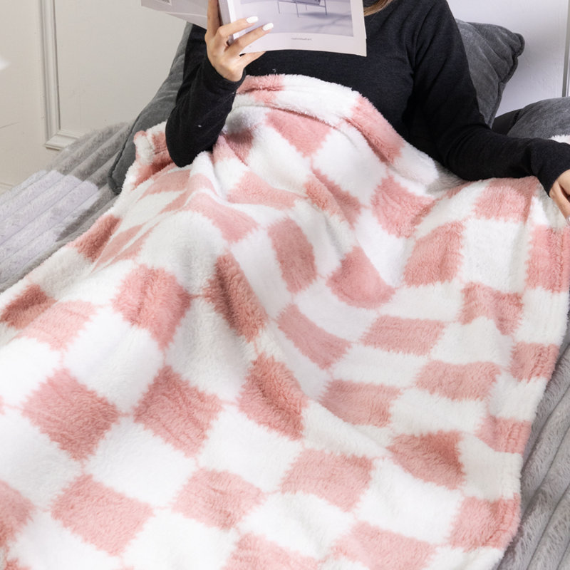 Living and Home Blanket, 200cm x 120cm, Pink;White