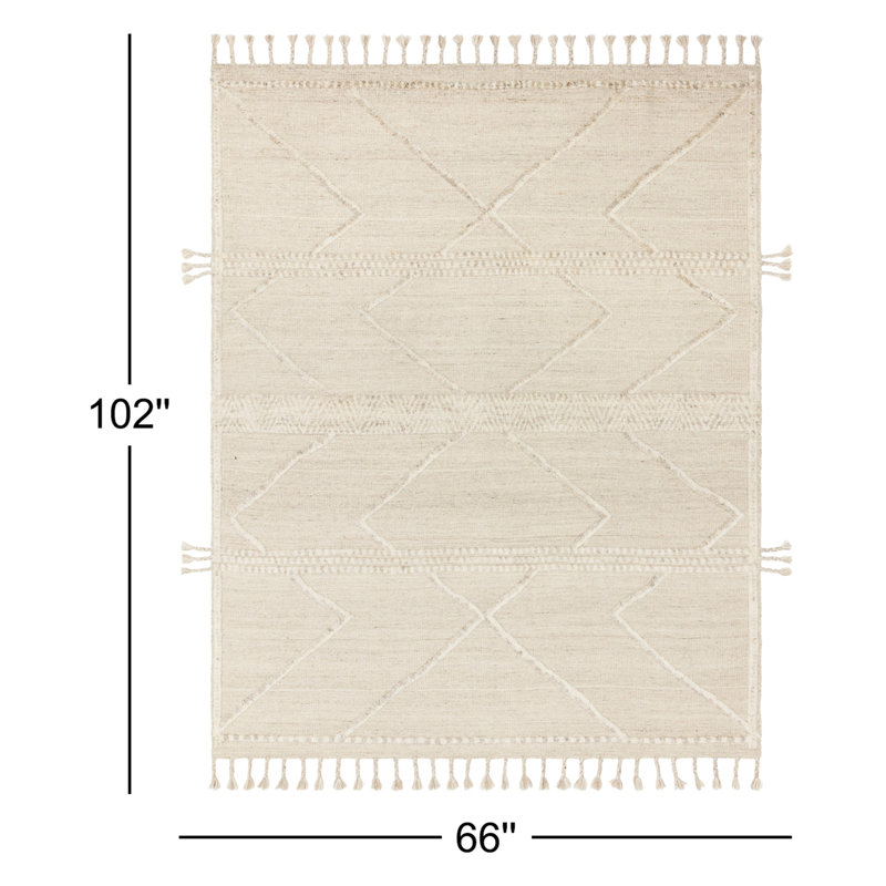 Tapis beige / ivoire en laine noué à la main à motif géométrique Hanna, Rectangle 5 pi 6 po x 8 pi 6 po