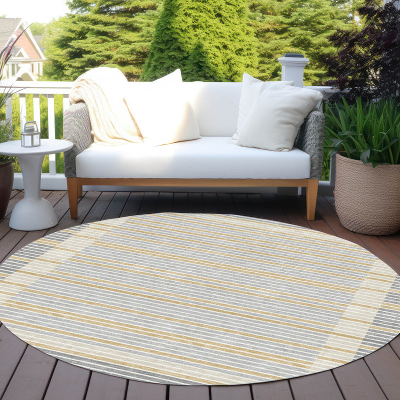 Tapis intérieur / extérieur gris Linzia , 2 pi 6 po x 3 pi 10 po