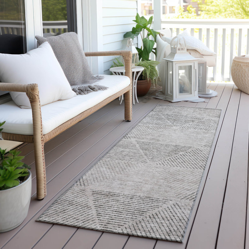 Tapis taupe en polyester tissé à la machine intérieur / extérieur Lummus, Tapis de couloir 2 pi 3 po x 7 pi 6 po