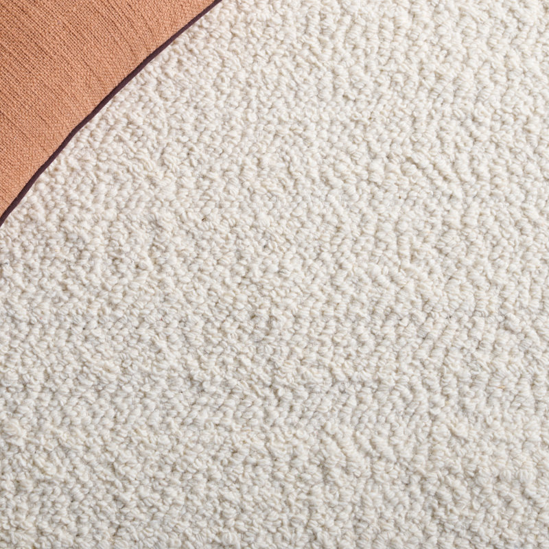 Tharan 228 Area Rug In Ivory, Rectangle 5' x 8'