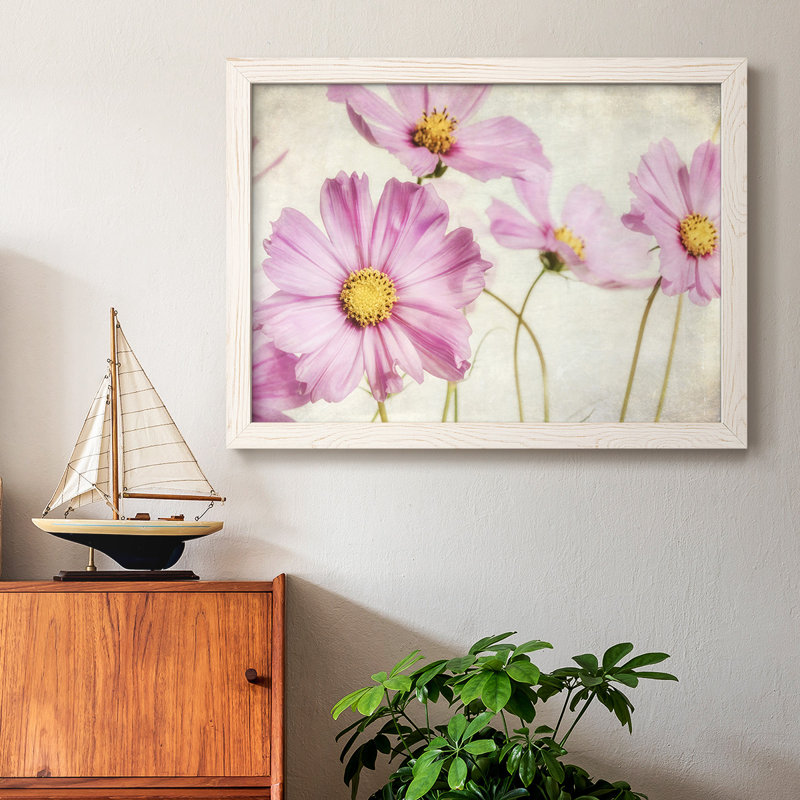 Pink Cosmos I - Toile tendue avec châssis rustique, H 14 po x l 20 po x P 1,5 po, Blanc