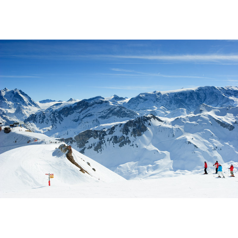 «Atilla Ski Slope On Canvas» par Naumoid, photographie, L 36 po x H 24 po