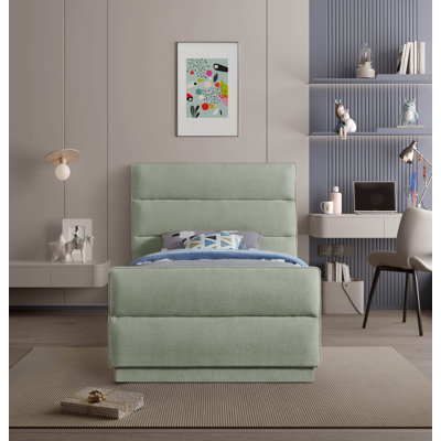 Holdon Tufted Upholstered Standard Bed