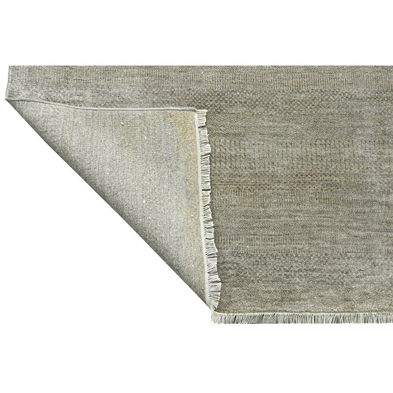 Tapis naturel et noir noué à la main de haute qualité