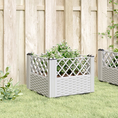 Barriento Outdoor Planter