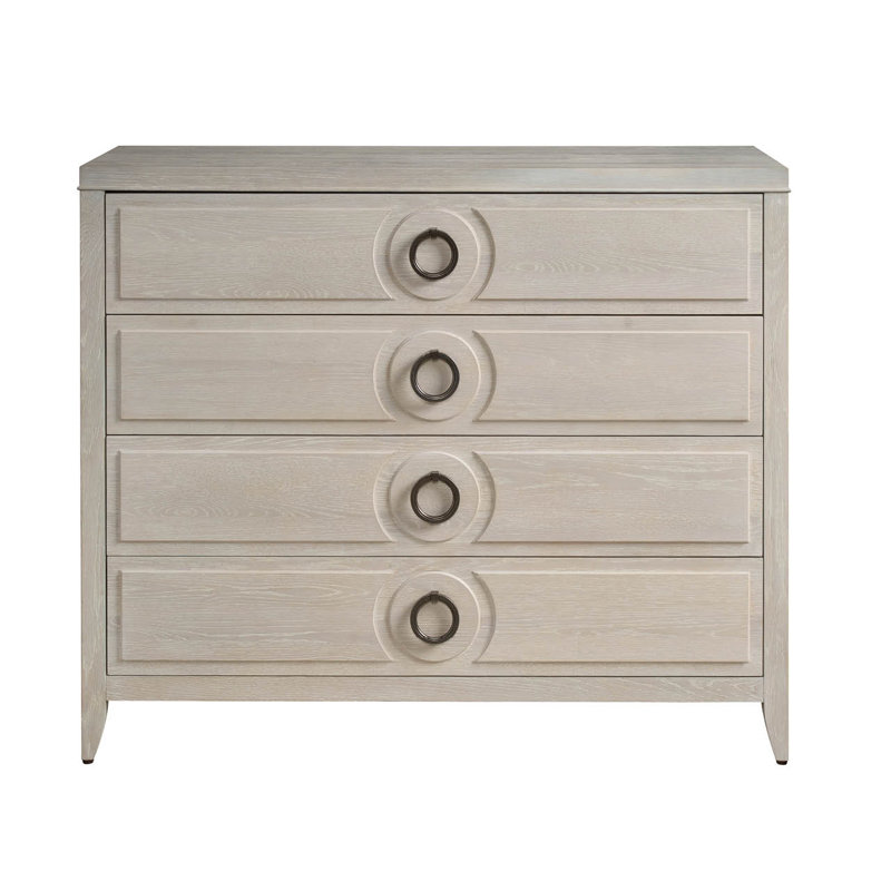 Lizmore Chest