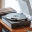 Tourne-disque décoratif-117534548
