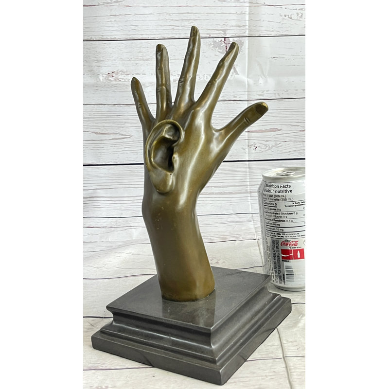 Sculpture Hwang