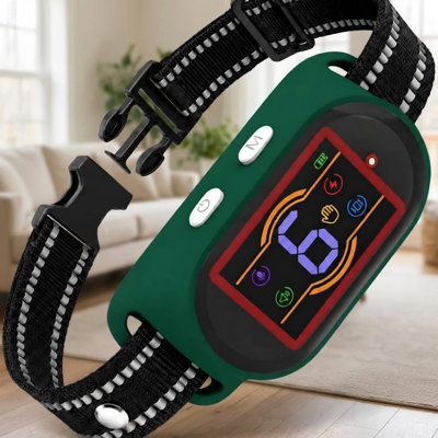 Les petits, moyens et grands chiens peuvent utiliser ce collier intelligent rechargeable gris pour s'entraîner avec des enregistreurs de voix personnalisés, 4 modes d'entraînement sans cruauté et 6 niveaux de sensibilité sélectionnables.