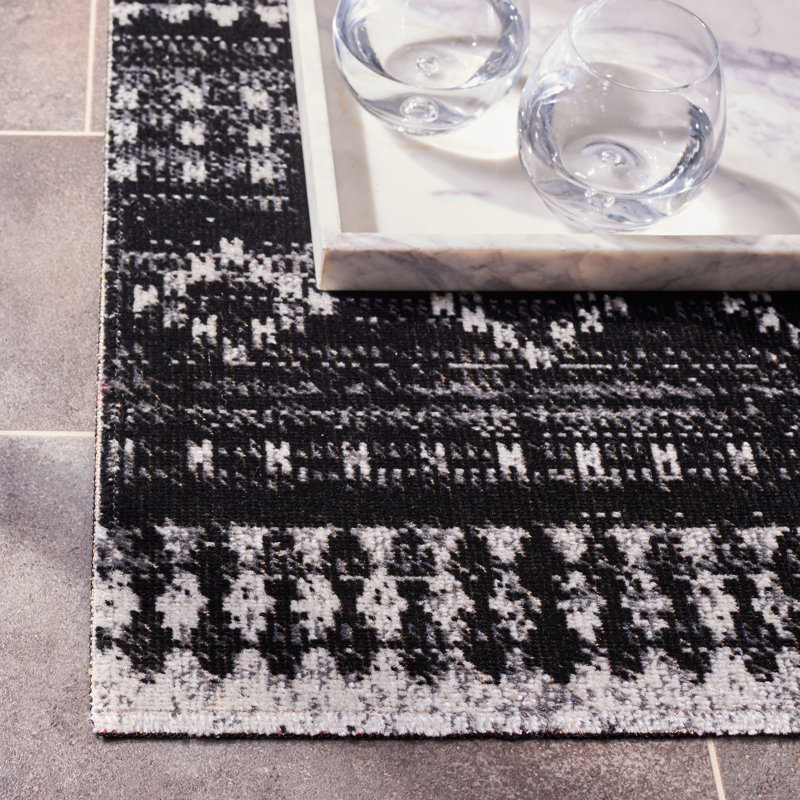 Ragnar 200 Performance Southwestern Indoor/Outdoor Area Rug, Square 6'7"