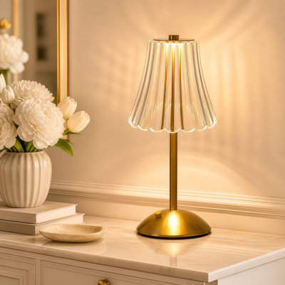 Lampe de table rechargeable sans fil, lampe d'ambiance à DEL à intensité variable et à commande tactile avec 3 modes de couleur, cadre en métal doré, abat-jour en acrylique, veilleuse à piles pour la table de salle à manger, bar et restaurant