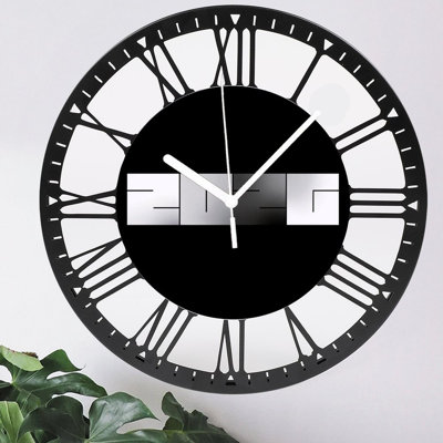 10" Round Iron Wall Clock 2026 | Silent Quartz, Roman Numerals, UV-Printed