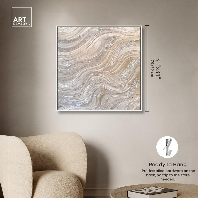 «Silver Waves I Canvas Minimalist Abstract» par Art Remedy, H 31 po x l 31 po x P 1,8 po, Cadre flottant blanc
