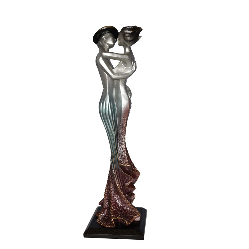 Statue de jeune amoureux français en résine Taille: 7 po x 7 po x H 23 po