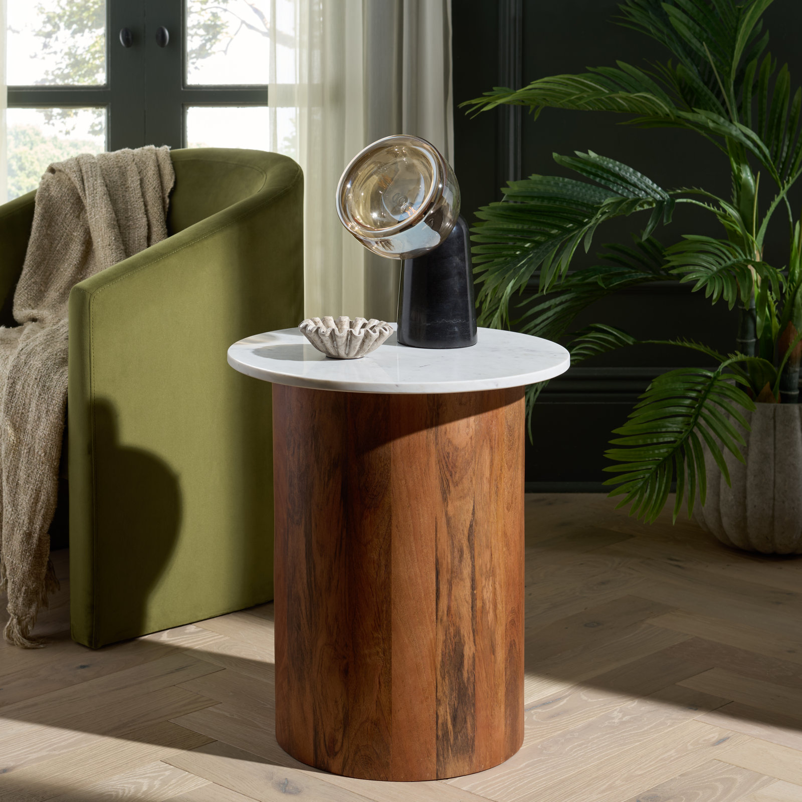 Basile 19" Genuine Marble End Table, Natural