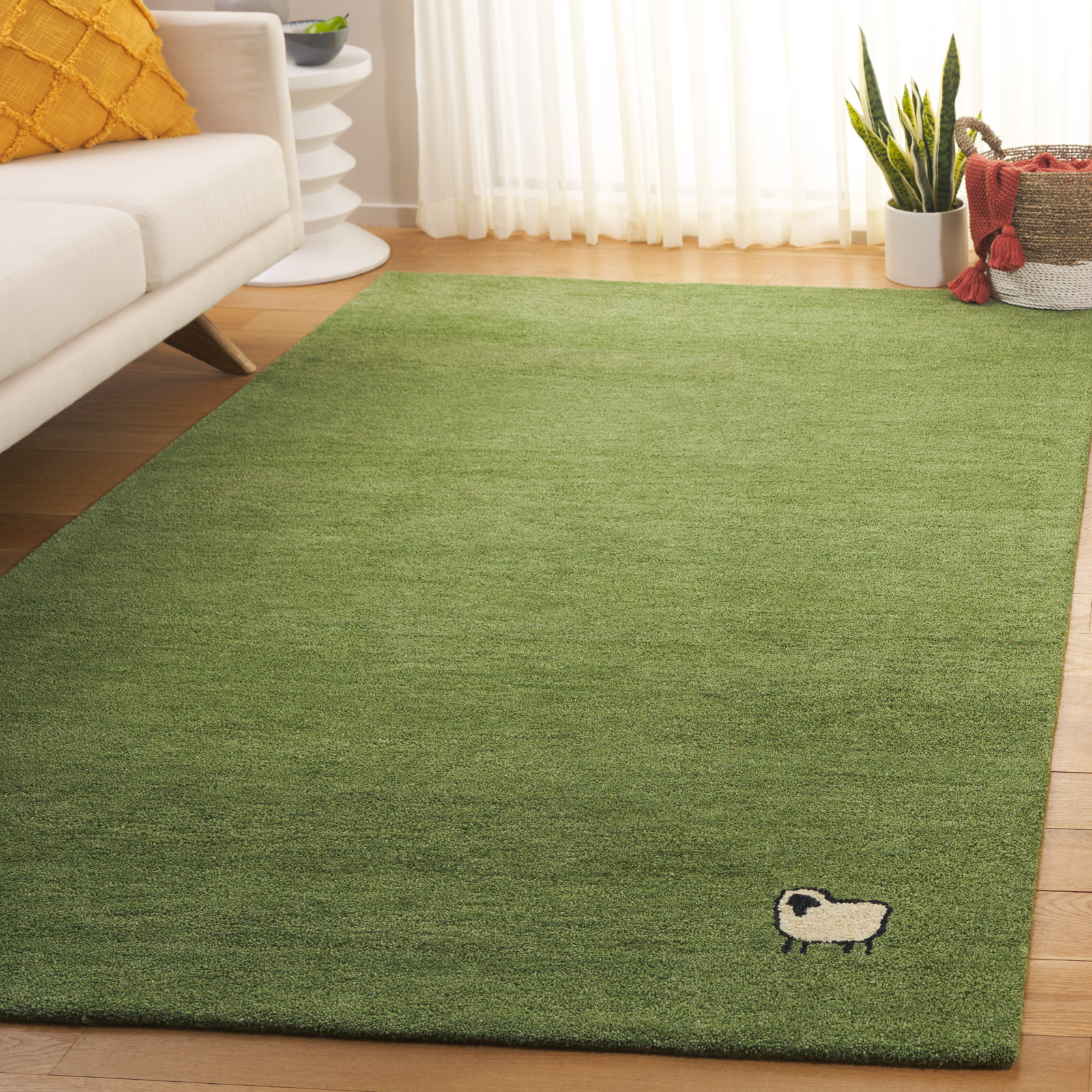 Racheal Hand-Woven Rug, Rectangle 5' x 8'