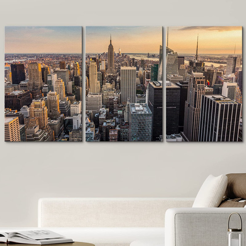 «Architecture Building New York City Midtown Skyline at Sunset», reproduction de photo, H 36 po x l 72 po, Toile tendue
