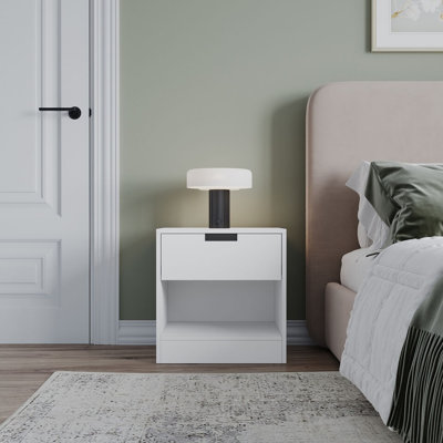 Skylir 45cm W Metal Bedside Table